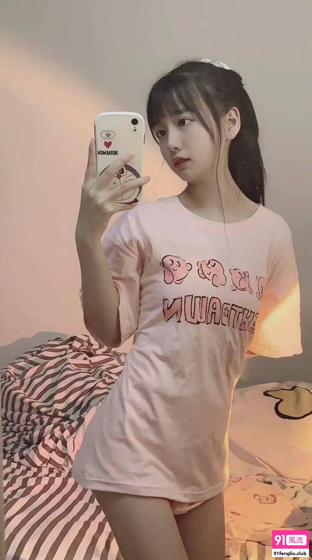 可三通的粉嫩萝莉有房可外出